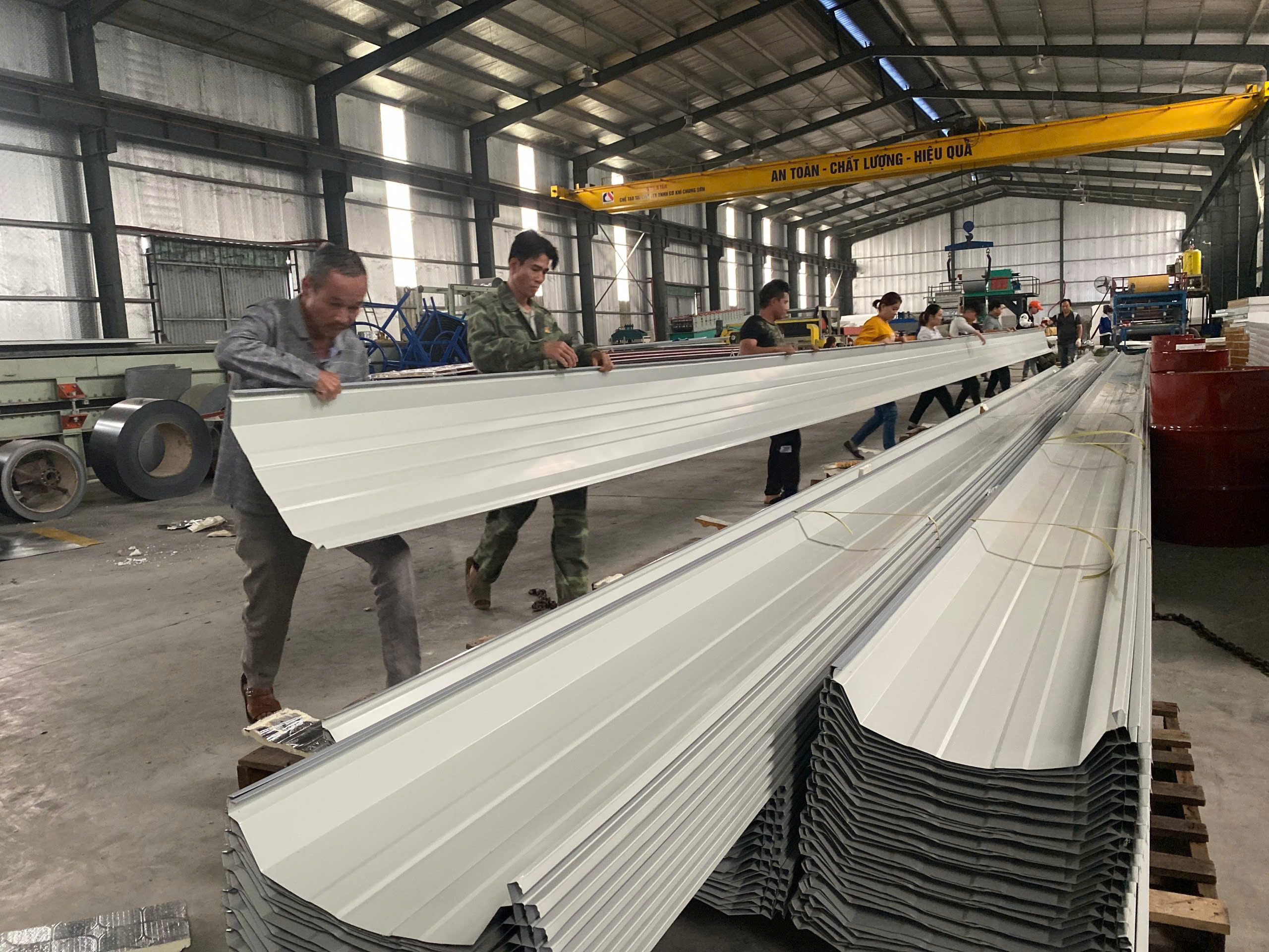 Gia công sản phẩm cơ khí theo yêu cầu