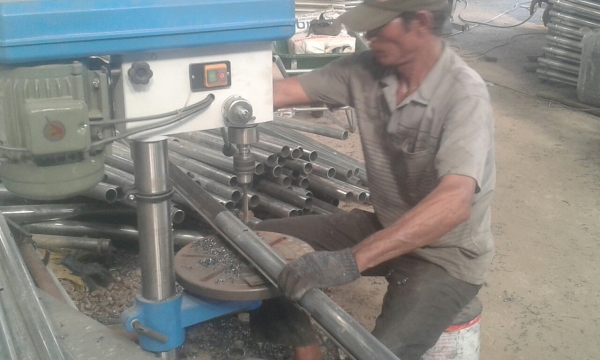 Sản xuất giàn giáo