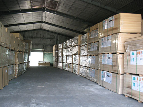 Hình ảnh kho hàng Thái Lê