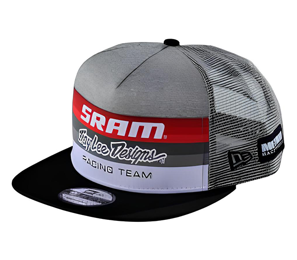 Nón snapback