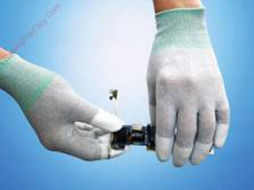 Găng tay sợi carbon