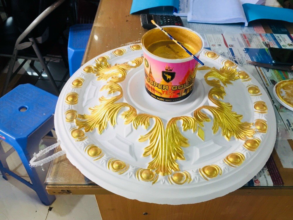 Sơn nhũ vàng