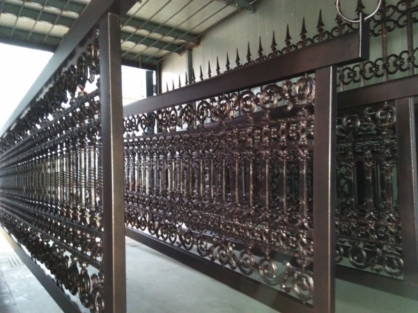 Sơn tĩnh điện hàng hóa quá khổ