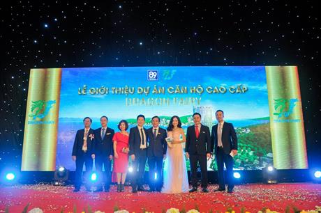 Sự kiện mở bán