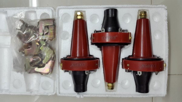 Sứ plus-in bushing