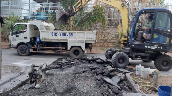 Sửa chữa đường nhựa