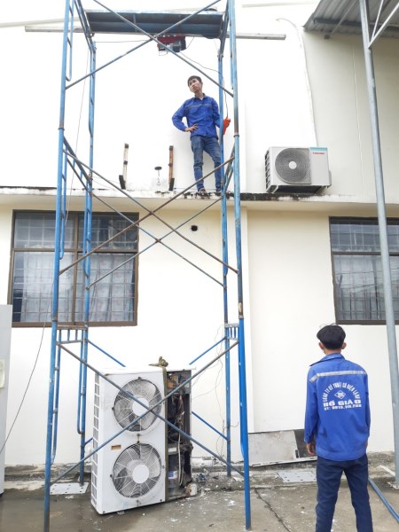 Sửa chữa máy lạnh