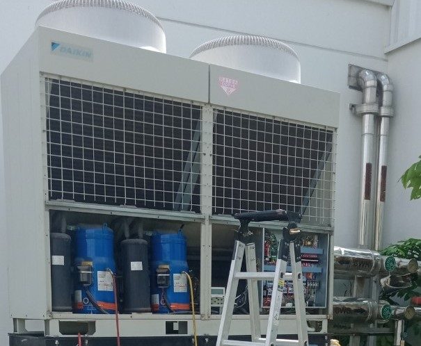 Sửa máy chiller tại Vsip
