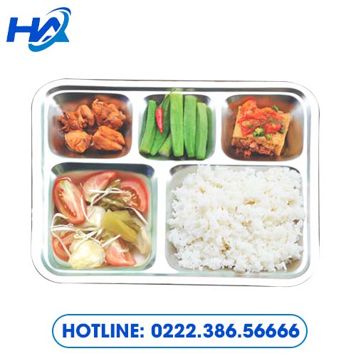 Suất ăn công nghiệp