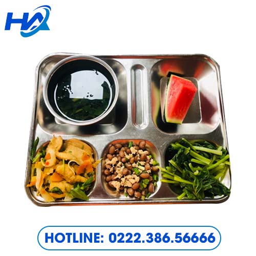 Suất ăn công nghiệp