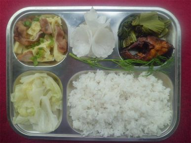 Suất ăn công nghiệp