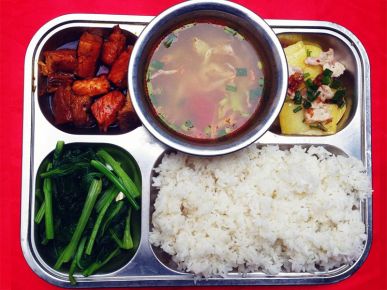 Suất ăn công nghiệp