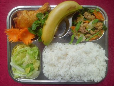 Suất ăn công nghiệp