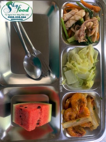 Suất ăn nấu tại chỗ