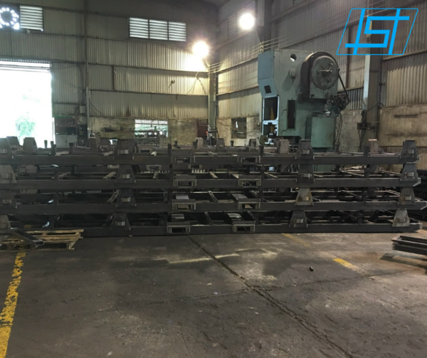 Sản xuất gia công pallet thép