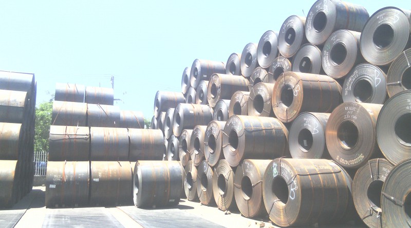 Thép tấm cán nóng