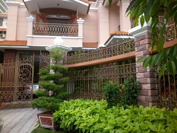 Tấm hàng rào Cross