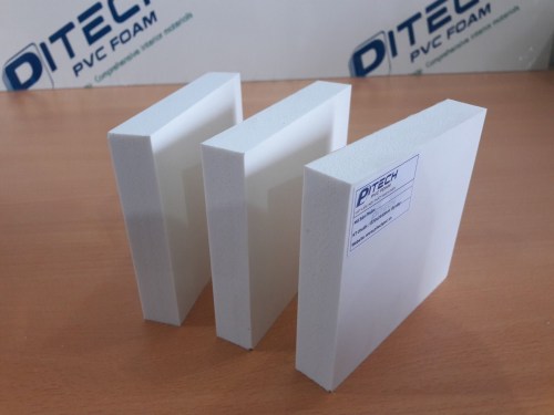 Tấm ván gỗ nhựa Pitech tiêu chuẩn