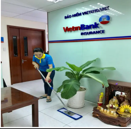 Tạp vụ
