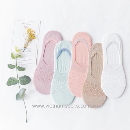Bít tất nữ