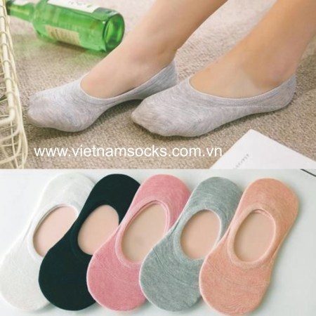 Bít tất nữ