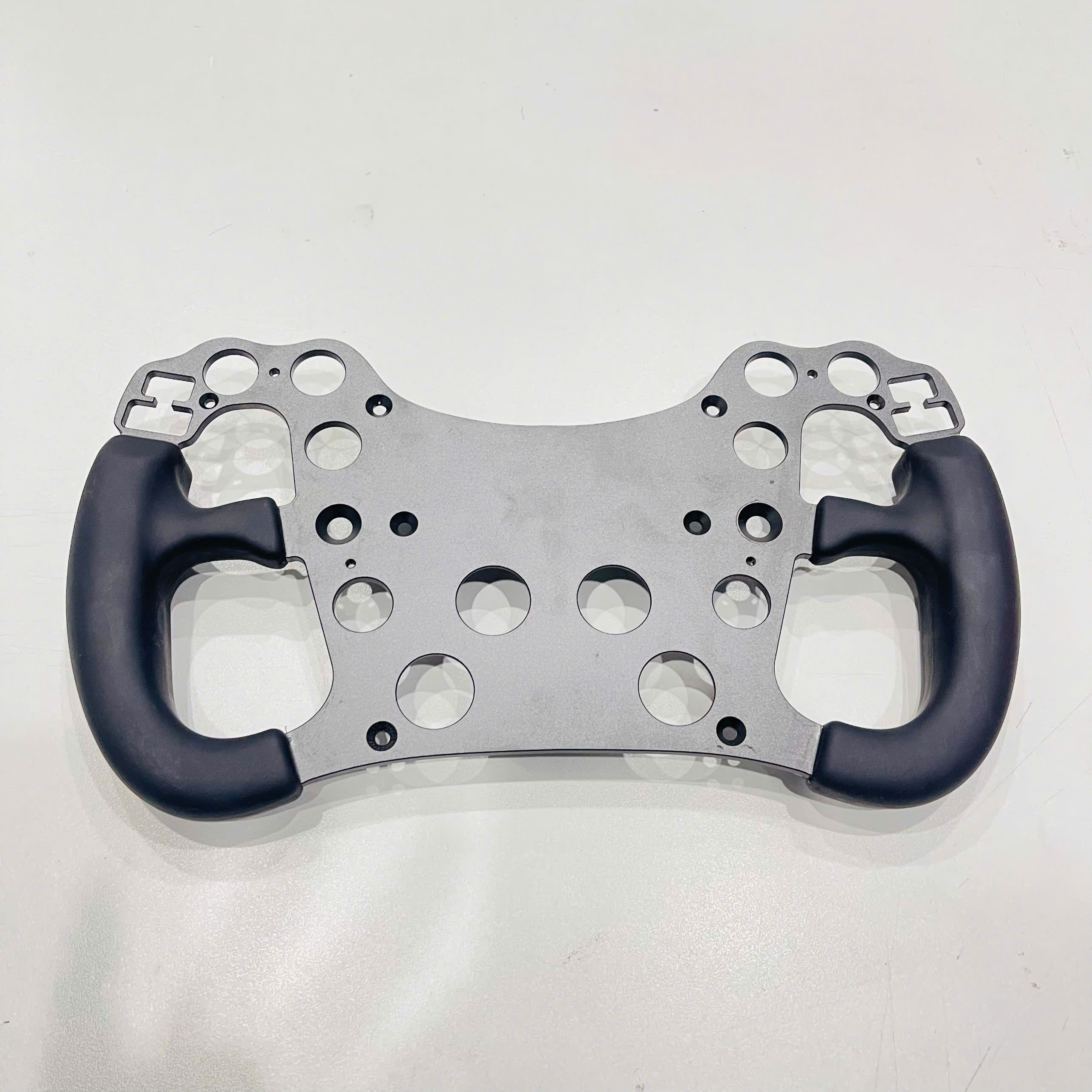 Tay cầm máy chơi game cao su