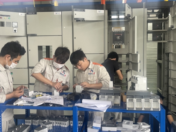 Tủ bảng điện Việt Á