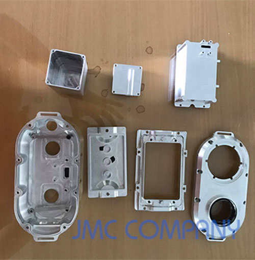Thiết bị hộp ra đa