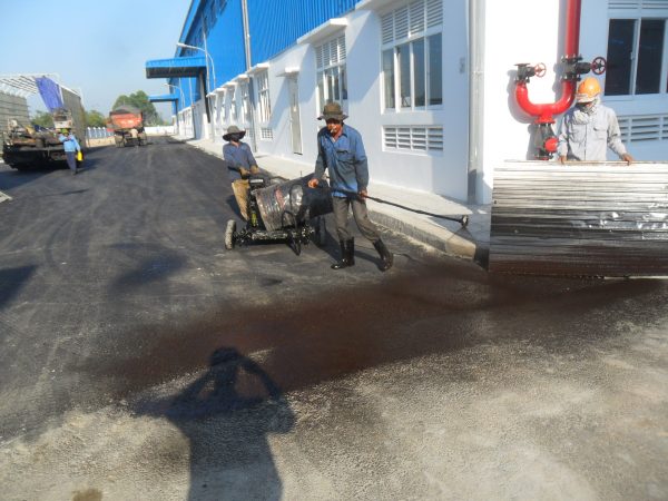 Thi công bê tông nhựa nóng