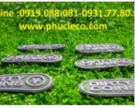 Tem nhãn nhựa dẻo ngành may mặc