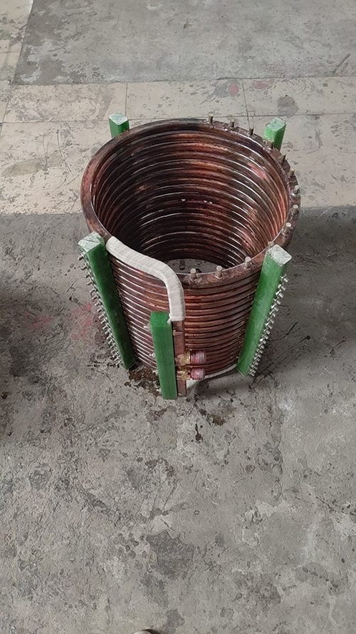 Thân lò nấu luyện