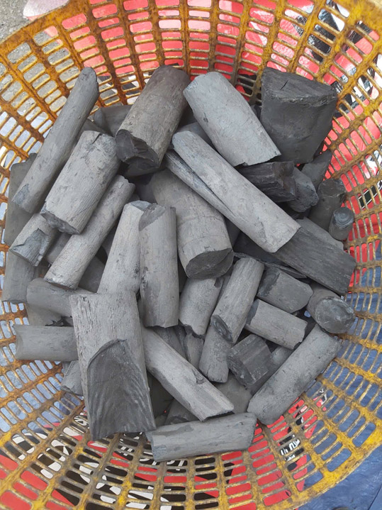 Than gỗ tự nhiên