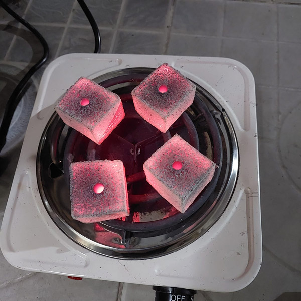 Than shisha từ gáo dừa
