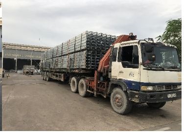 Thang máng cáp điện giàn giáo