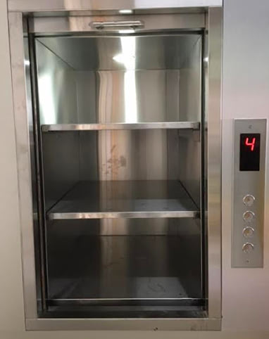 Thang máy tải thức ăn