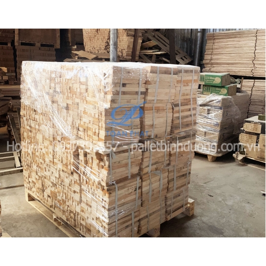 Thanh nan Pallet gỗ