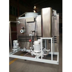 Tháp kín dạng vuông