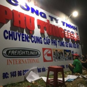 Lắp đặt biển quảng cáo