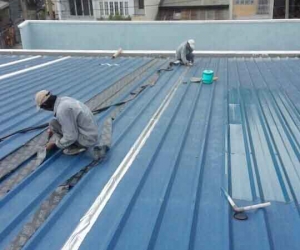 Thi công chống dột mái Tole