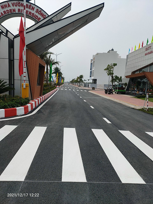 Thi công sơn vạch kẻ đường