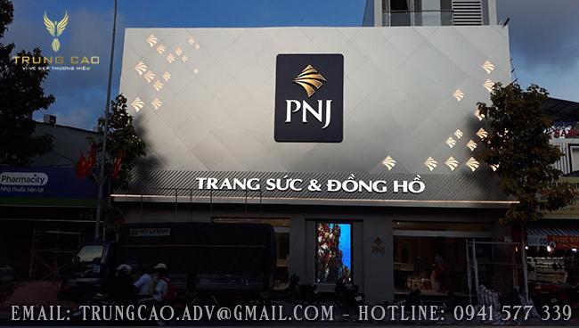 Bảng hiệu quảng cáo