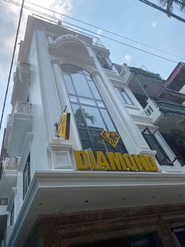 Thi công biển chữ hút nổi
