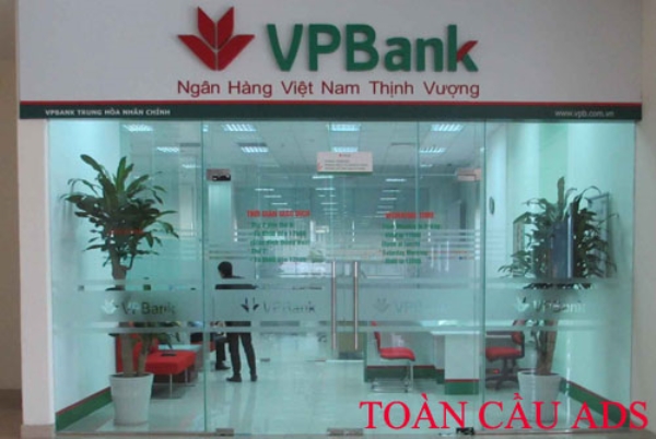 Thi công dán decal