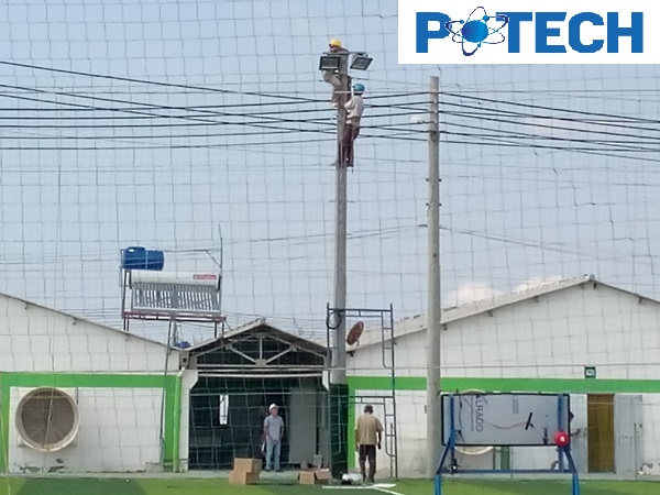 Lắp đặt đèn Led sân bóng bóng đá