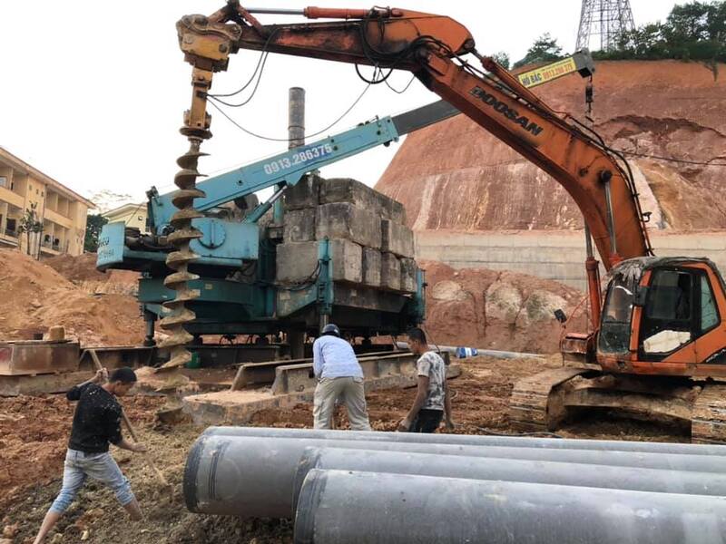Thi công ép cọc bê tông