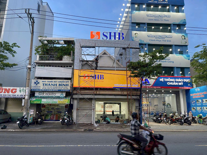 Thi công hệ thống biển hiệu SHB