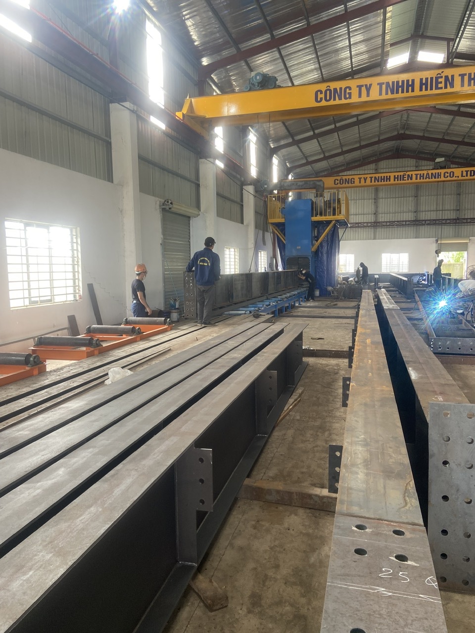 Thi công kết cấu thép, nhà tiền chế