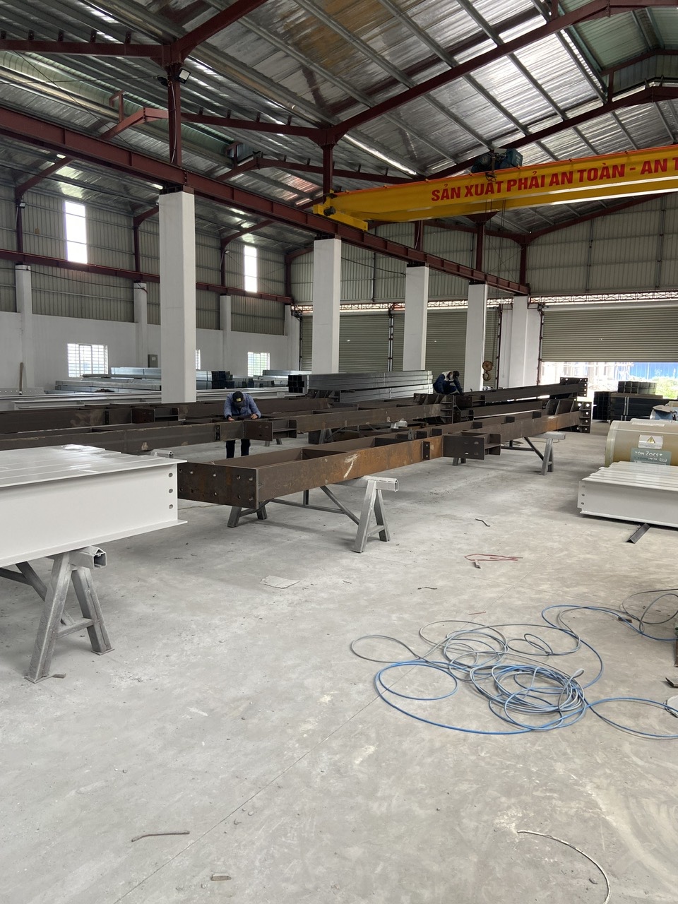 Thi công kết cấu thép, nhà tiền chế