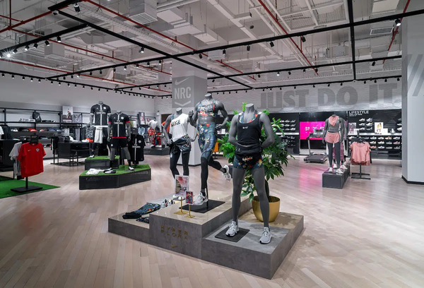 Thi công nội thất Nike Kids