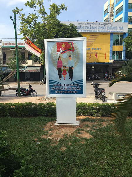 Thi công pano quảng cáo